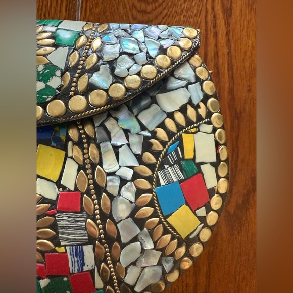 🆕 Ramla Artistic Multi - Color Mosaic Crossbody Bag with Gold Accents - Picture 11 of 15
